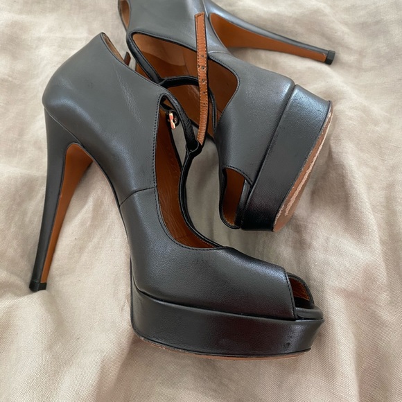 Gucci - Picture 4 of 5